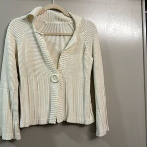 Women white knit sweater